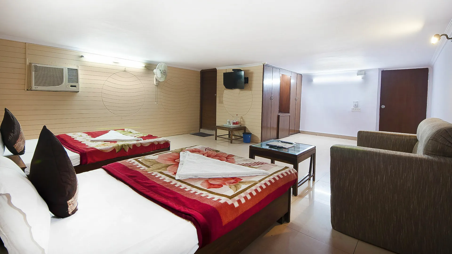 ***  Hotel O Hotel Landmark Inn India